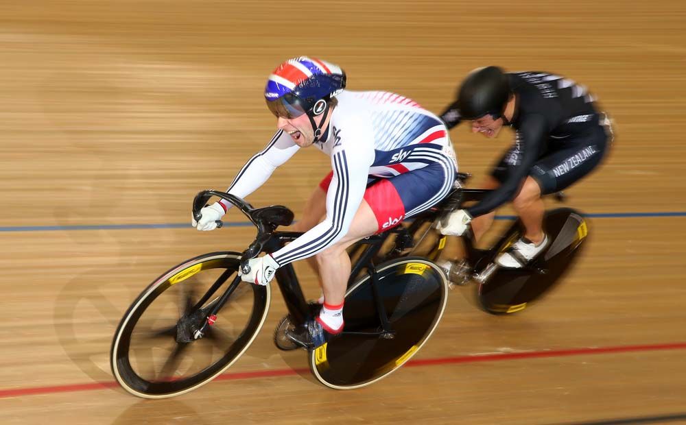 Jason Kenny puts on his best pain face as he sprints agains Sam Webster