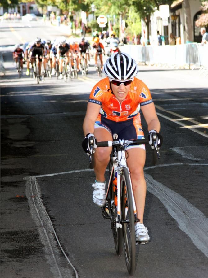 Kacey Lloyd (Fearless Femme) animates the first break of the race