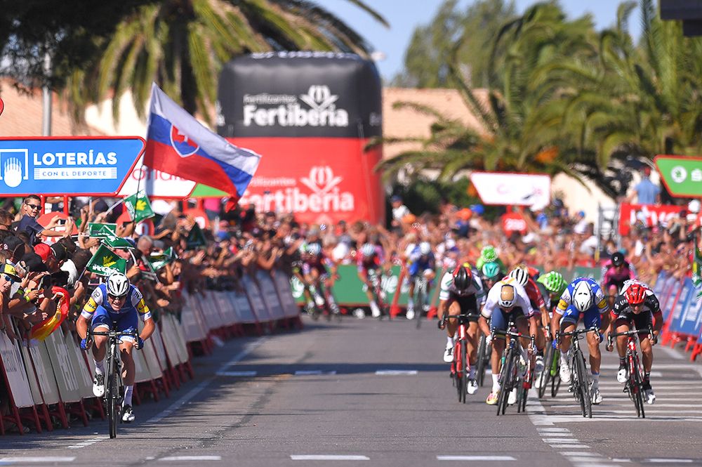 Yves Lampaert outfoxes the sprinters stage 2 at the Vuelta a Espana