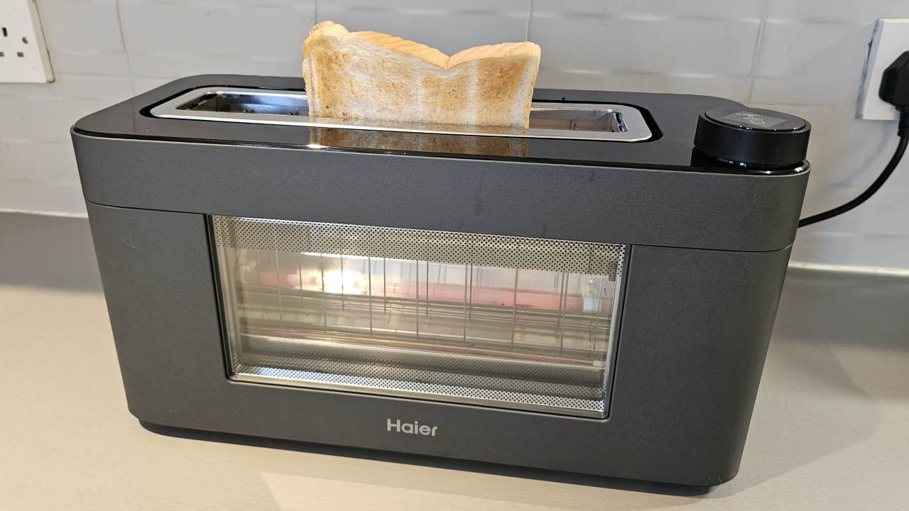 Haier I-Master Series 7 Wi-Fi Glass Toaster