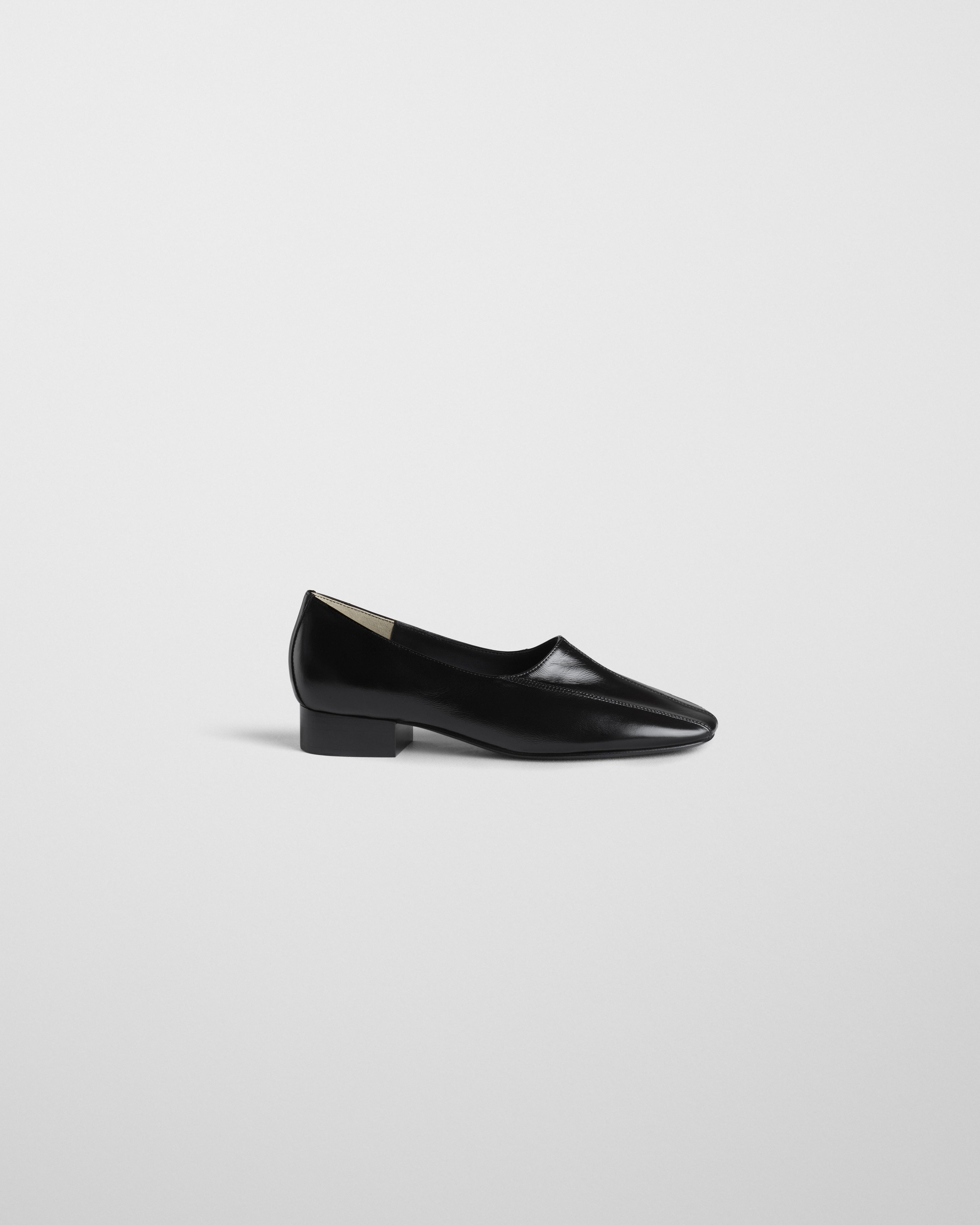 Club Slipper | Black Shiny Leather