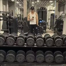 Ryan Reynolds Gym Selfie