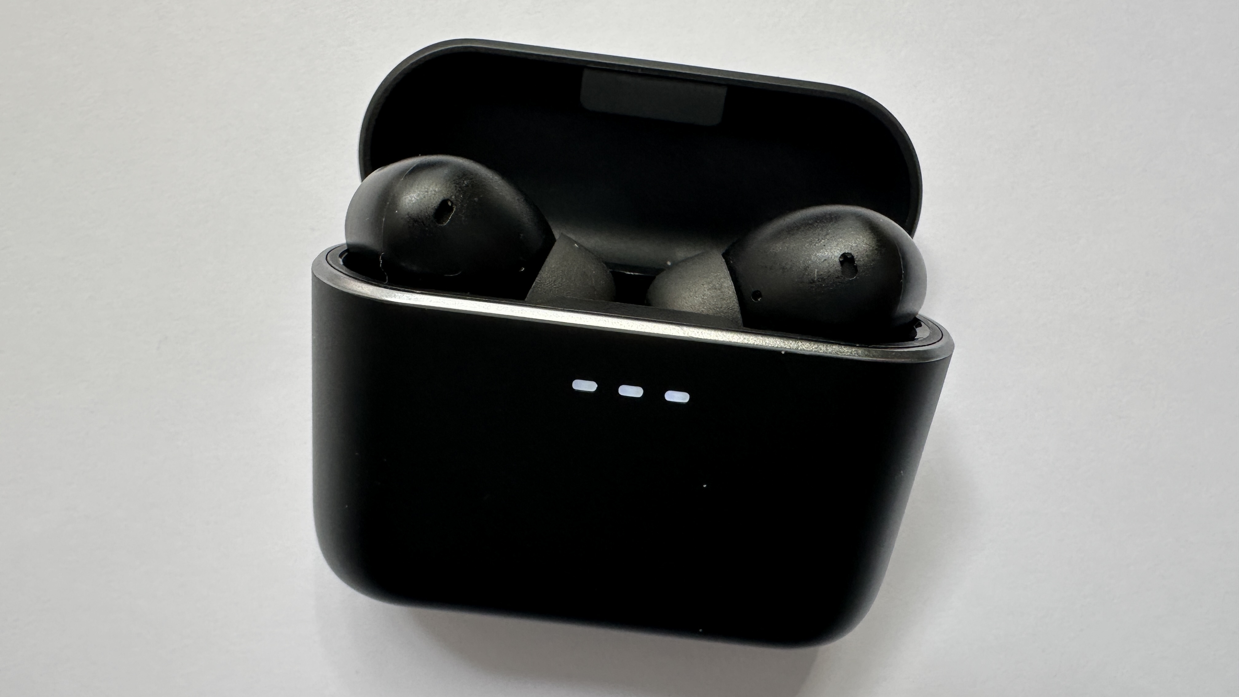 Cambridge Audio Melomania A100 on white background