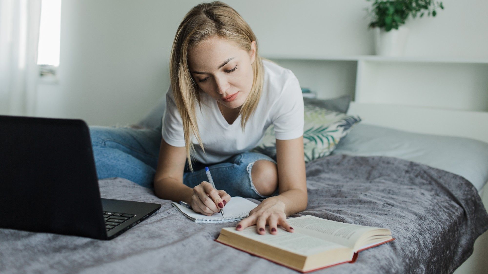 What to know if you are considering state-backed student loans