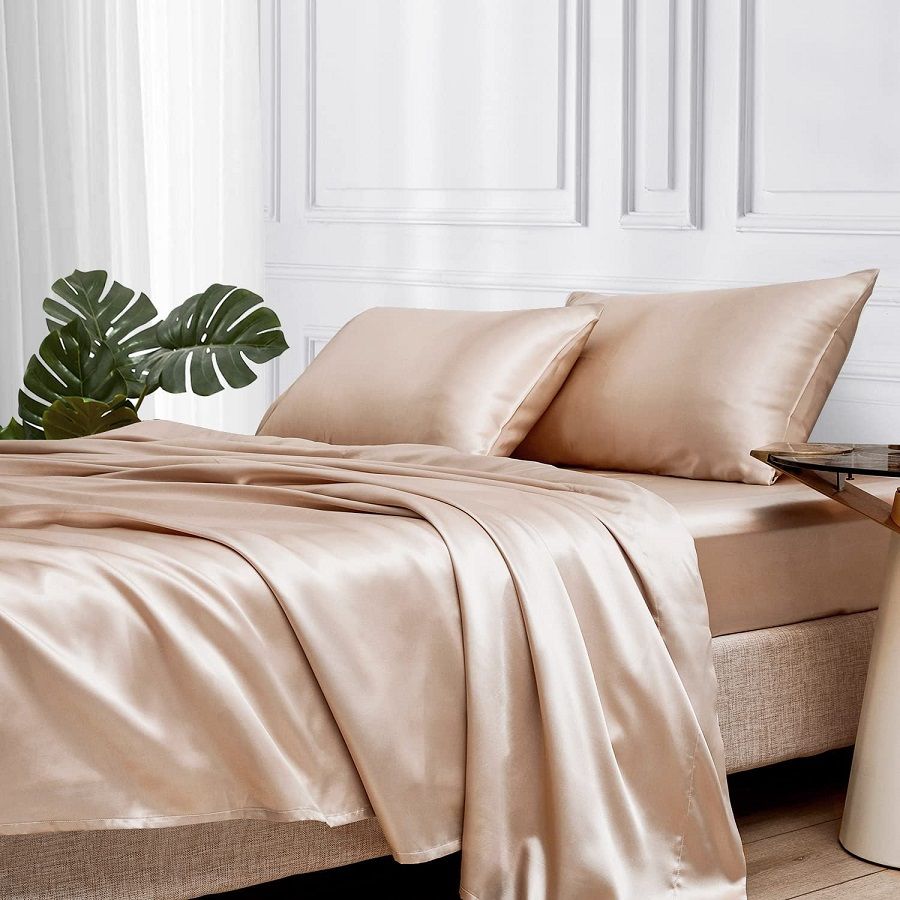 Satin Vs Silk Sheets Which Is Best For A Good Night S Sleep Livingetc   KEAARwhe7TK9478dT6z3tA 1920 80 