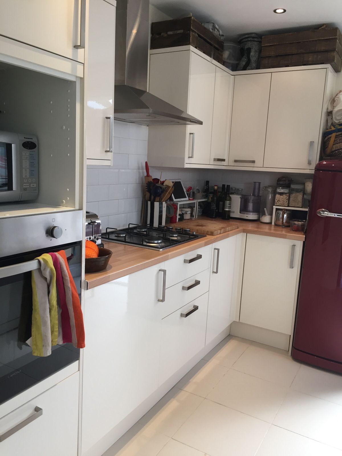 kitchen before makeover on a budget