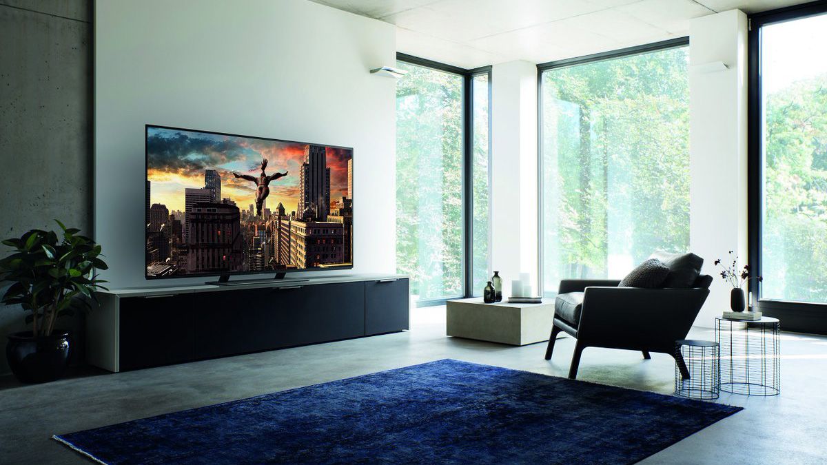 55 tv in living room