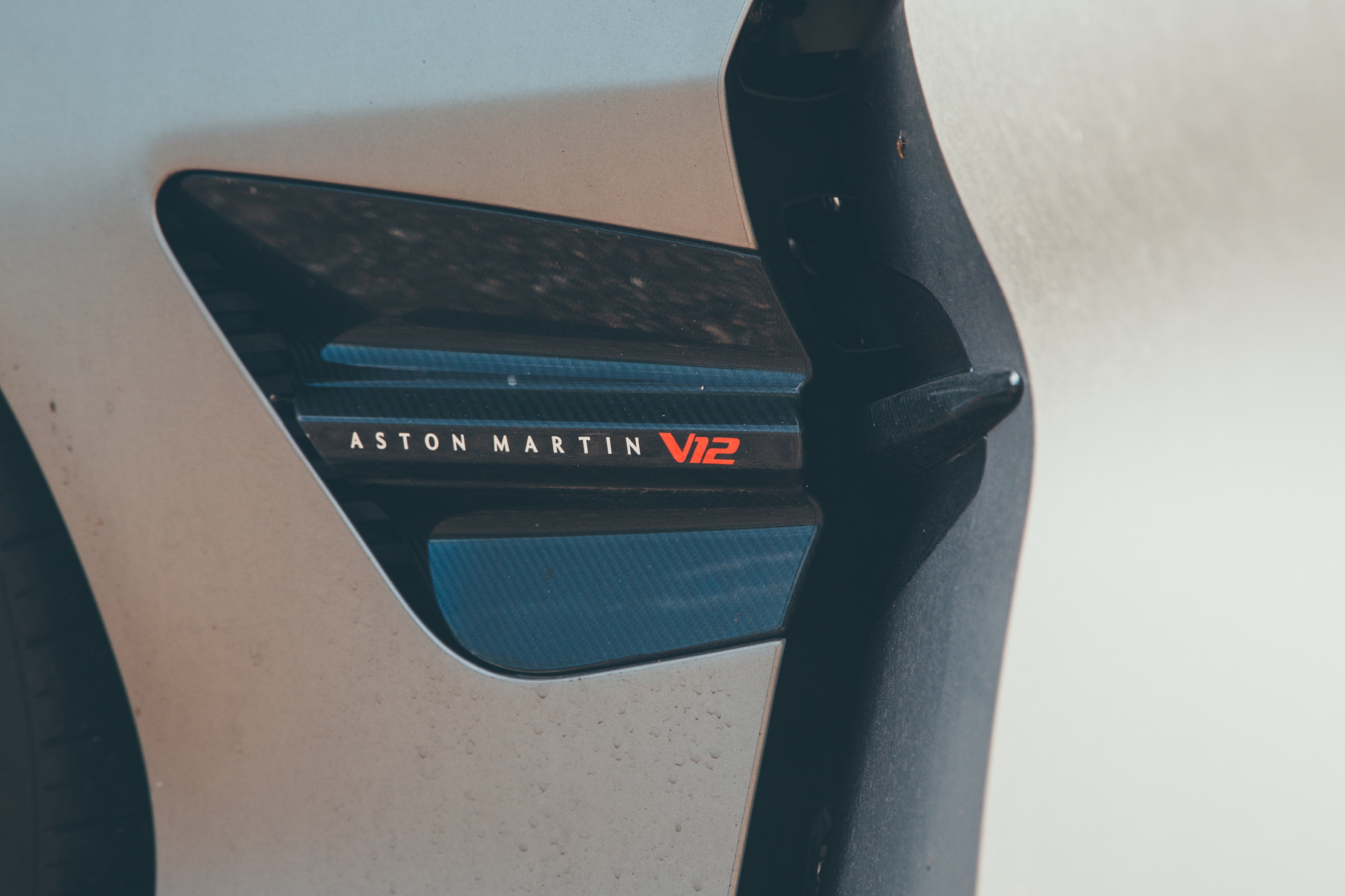 Images of the Aston Martin Vanquish Volante