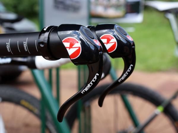 The new Vision Metron shifters masquerade as bar-end brake levers.