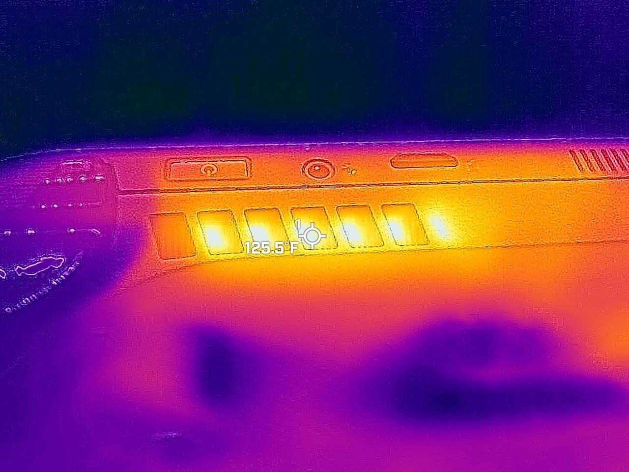 A picture taken with a thermal camera that shows that the ROG Xbox Ally X's vents at 125 degrees F.