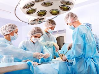 operating room doctors