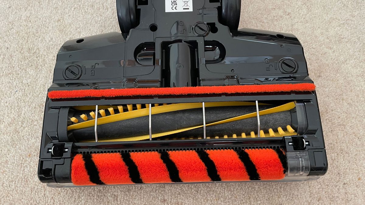 Shark Vertex Bagless Corded Canister Vacuum review | Top Ten Reviews