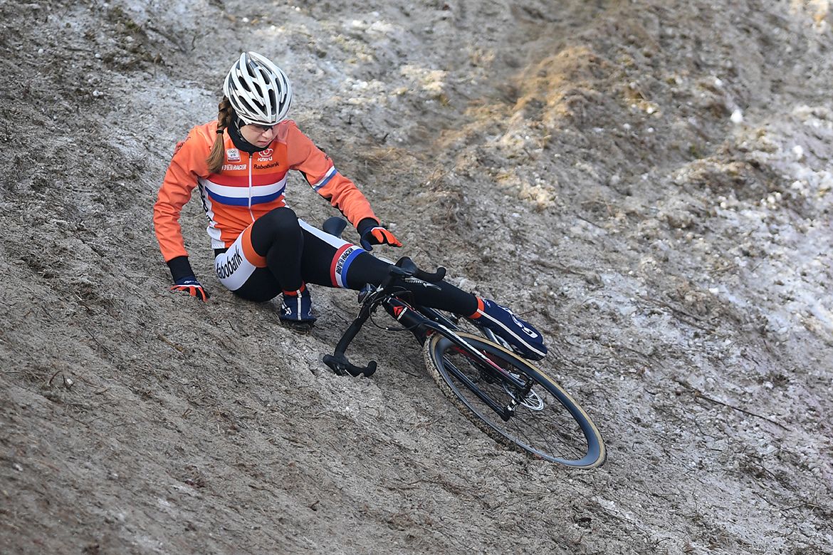 Lindy van Anrooij (Netherlands) slides down the hill