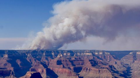 Grand Canyon Dragon wildfire burns down historic lodge and triggers
