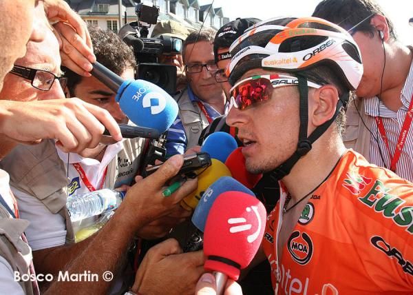 Igor Anton Hernandez (Euskaltel-Euskadi) is interviewed.