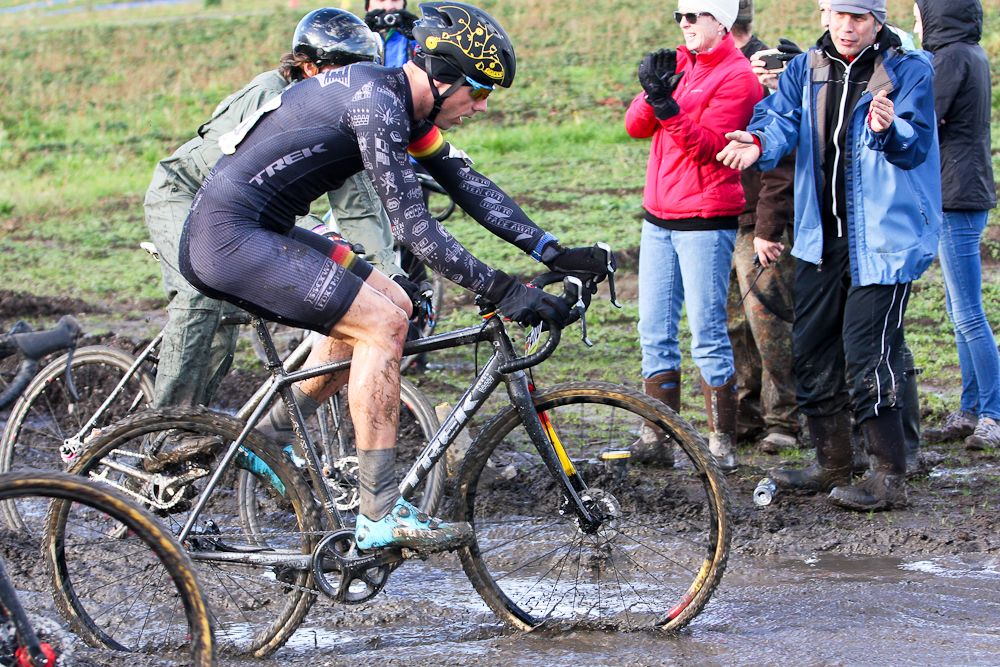 Sven Nys gets started at the SSCXWC 2016 in Portland