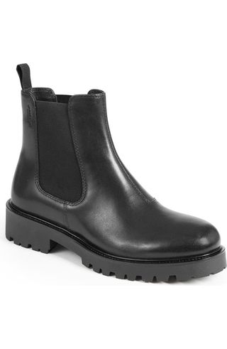 Kenova Lug Chelsea Boot