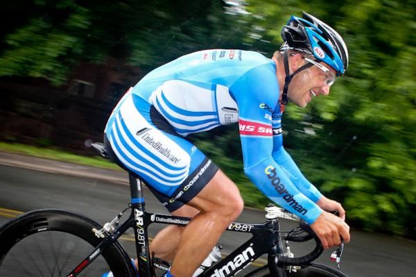 Robert Forster (UnitedHealthcare) fighting the rain on the climb.