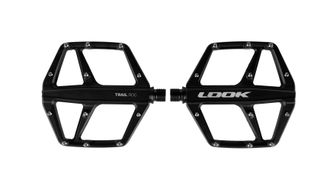 Look's Trail Roc has an open design with broad structure, allowing for foot position adjustments
