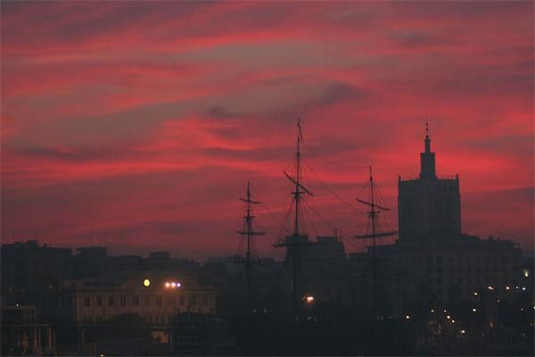 The TTT was run quite late - this was the view when the press conference was ending