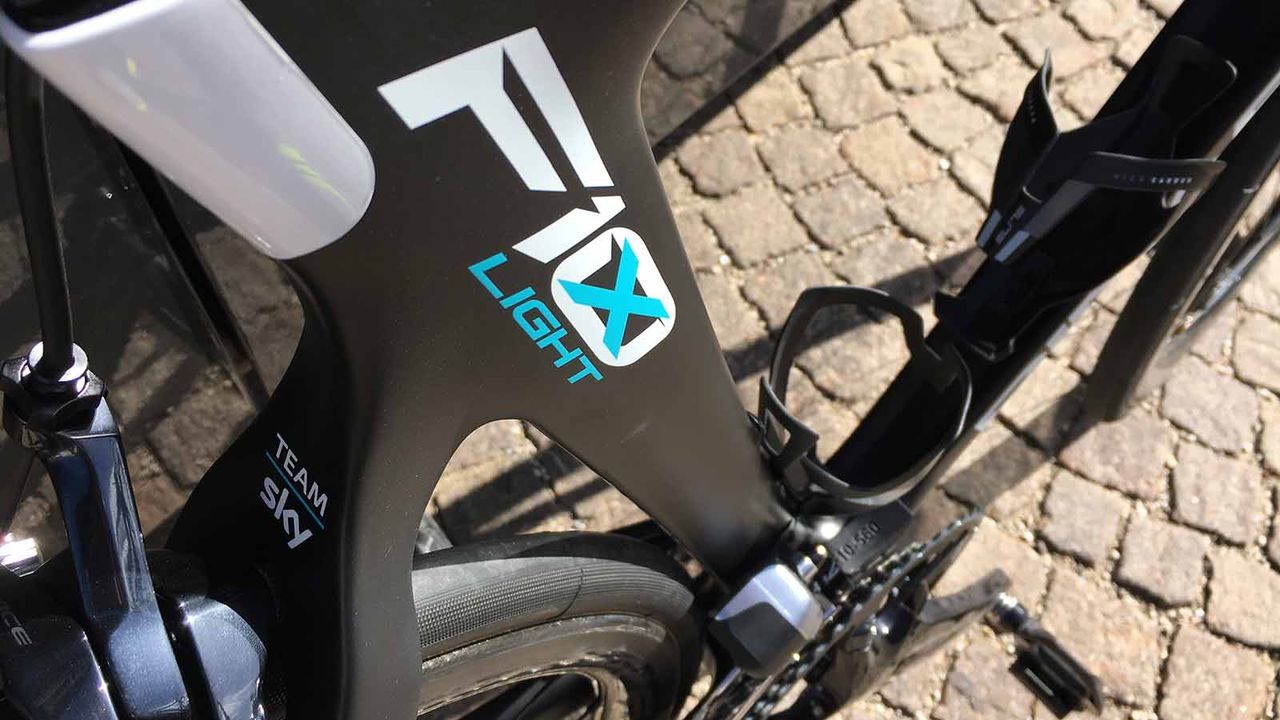 The F10 X-Light is a lighter version of the Pinarello Dogma F10 frameset