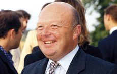 Stuart Hollings