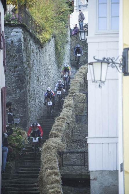 The narrow uneaven steps provided another difficult challenge
