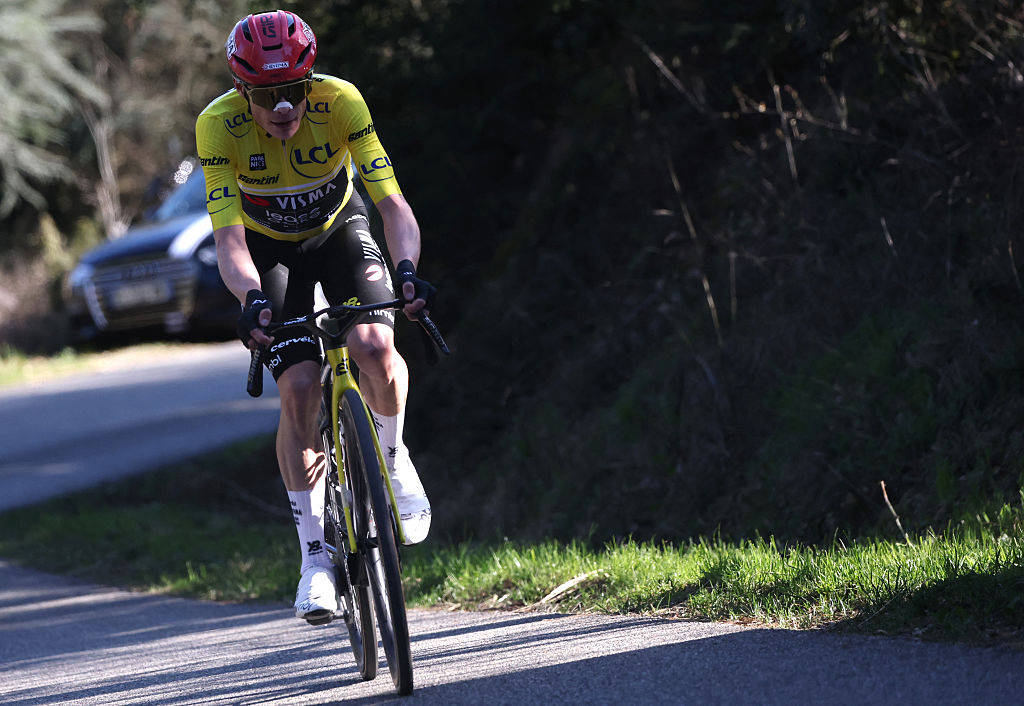Team Visma - Lease a Bike's Danish rider Jonas Vingegaard cycles in a breakaway during the 5th stage of the Paris-Nice cycling race, 206.3 km between Cormoranche-sur-Sa&ocirc;ne and Colombier-le-Vieux, on March 12, 2026. (Photo by Anne-Christine POUJOULAT / AFP)