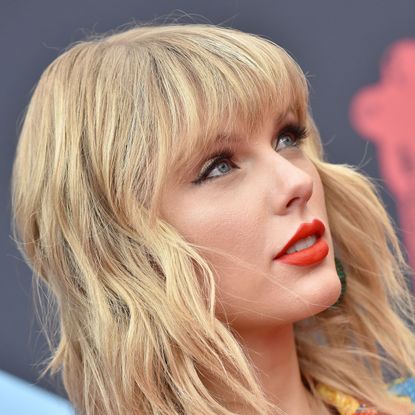 newark, new jersey august 26 taylor swift attends the 2019 mtv video music awards at prudential center on august 26, 2019 in newark, new jersey photo by axellebauer griffinwireimage