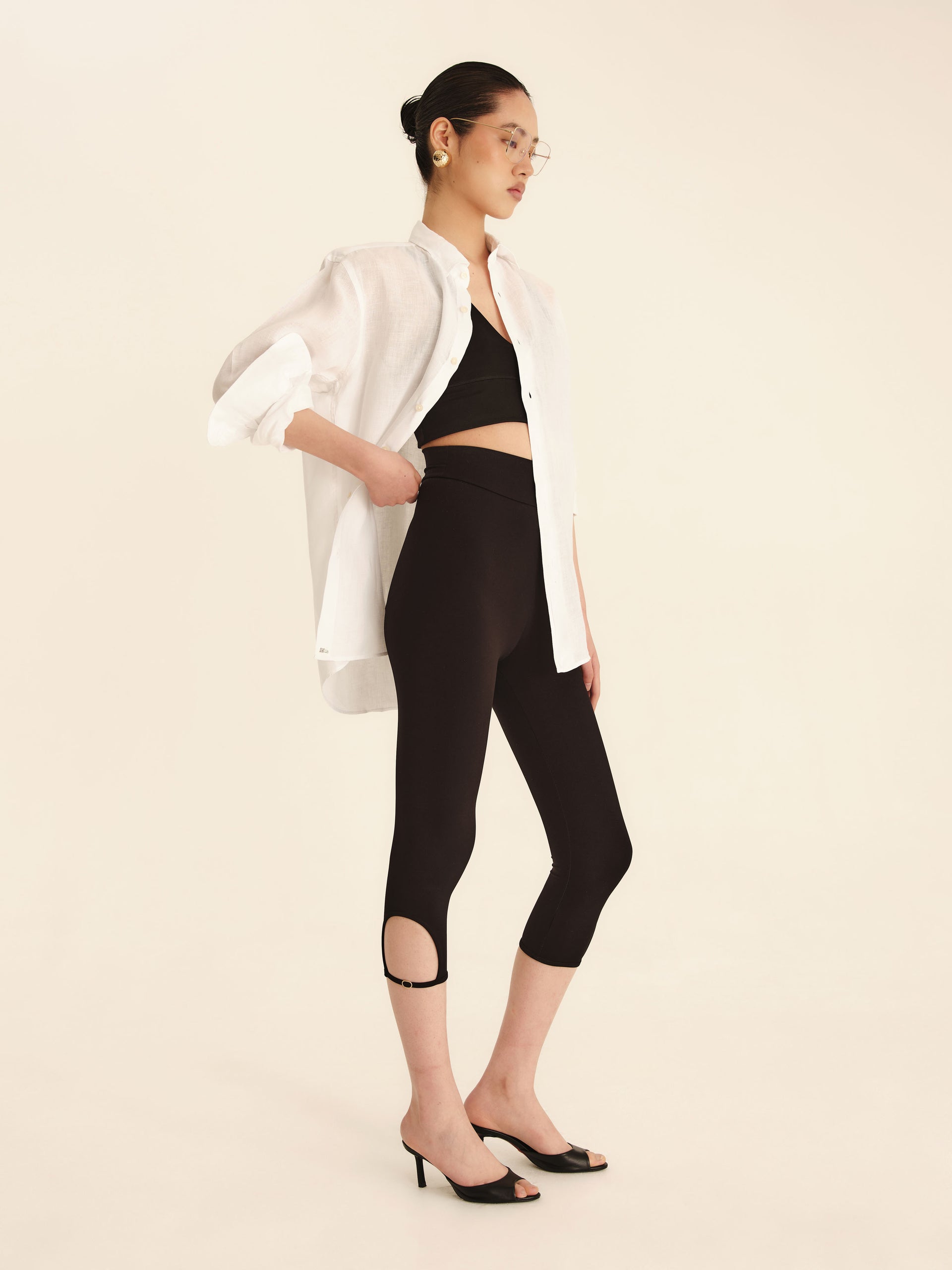 Rosa Capri Leggings - Jet Black - Jet Black / Xs