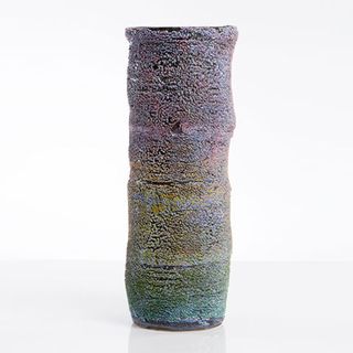 vase in hand-thrown ceramic with porcelain slip