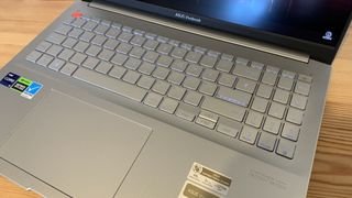 ASUS Vivobook Pro 16 keyboard