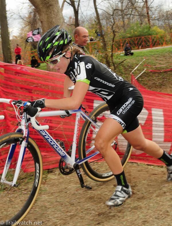 Kaitlin Antonneau (Cannondale p/b Cyclocrossworld.com) keeping pace with the chasers with one lap to go