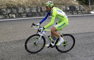 Ivan Basso (Liquigas-Cannondale) makes his way to the summit of the Passo Pordoi after doing plenty of work in support of teammate Sylvester Szmyd.