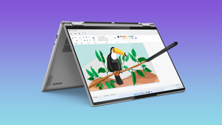 Lenovo Yoga 7i (16-inch) with pen