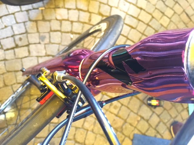 Nibali's bike gets a pink makeover