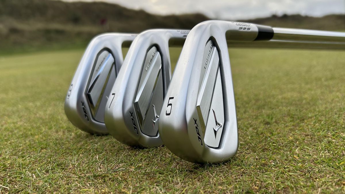 Mizuno JPX925 Forged Iron Review | Golf Monthly