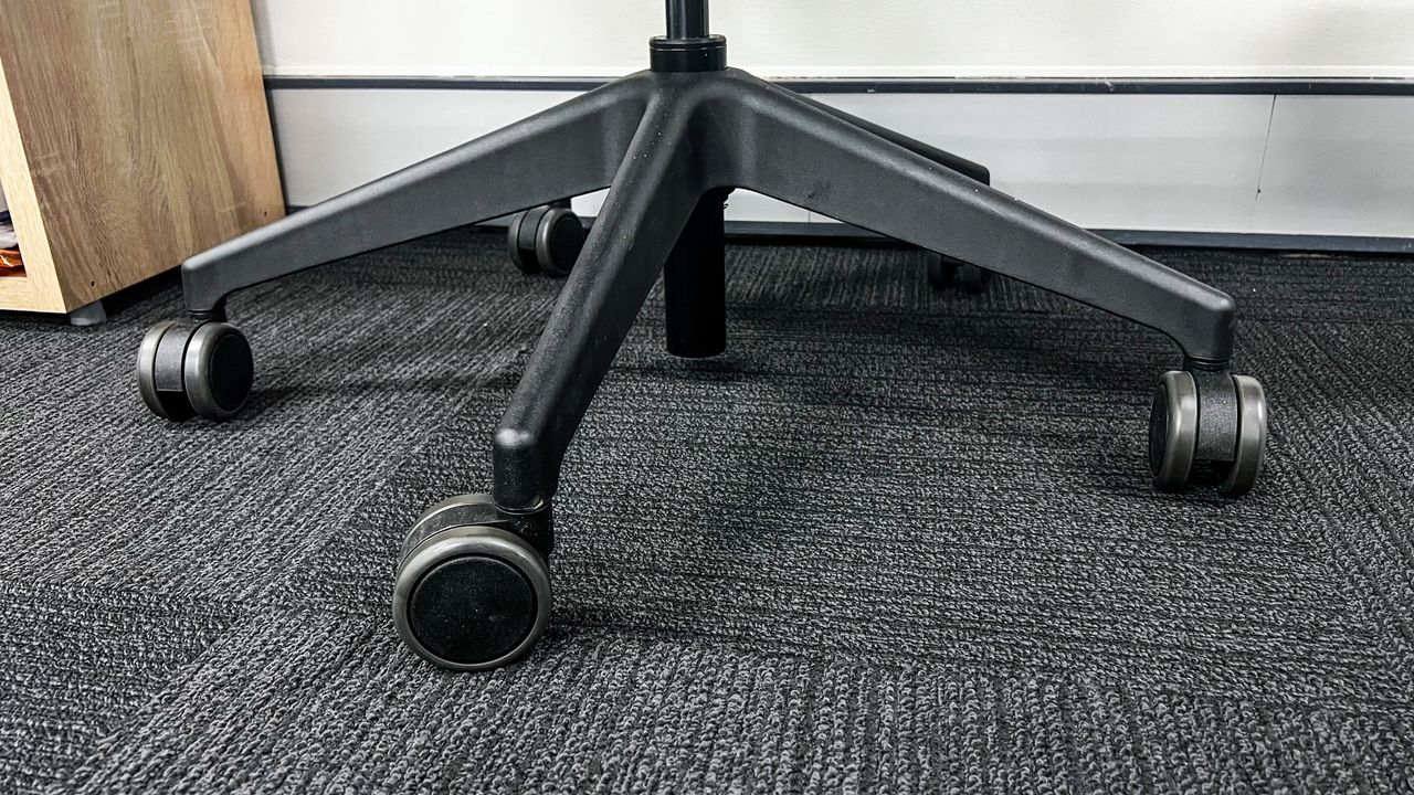 Caster wheels on the Steelcase Karman