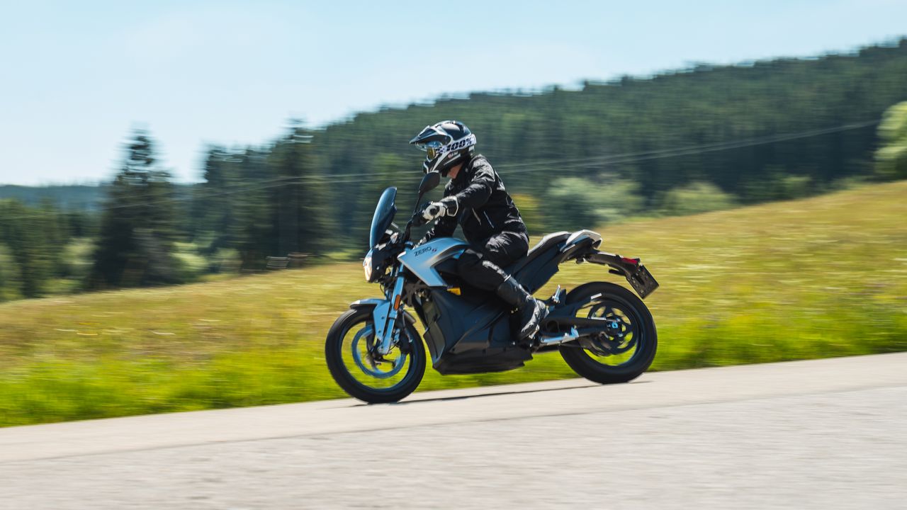 Zero electric motorcycle