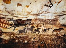 DYH17B Cave Painting of Cow & Horses, Lascaux, France