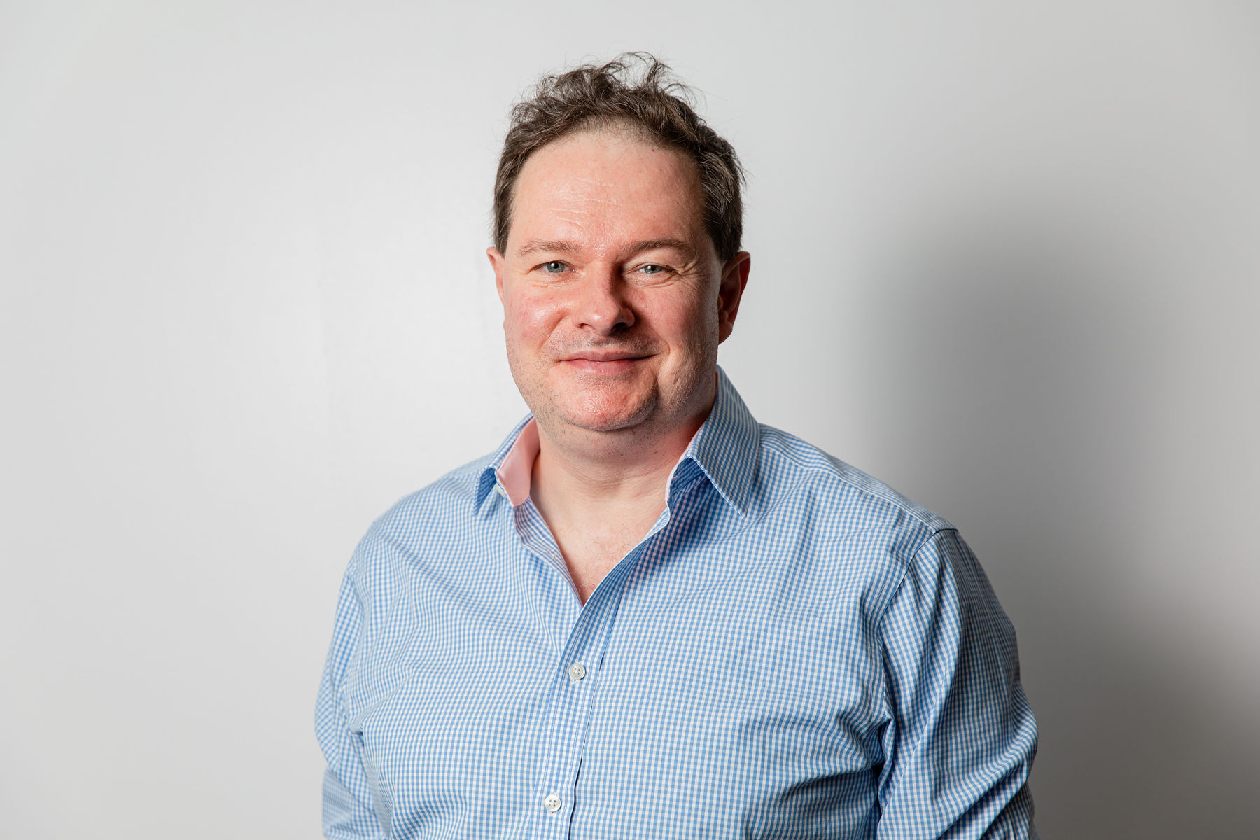 Dr Edward Ragg MW headshot