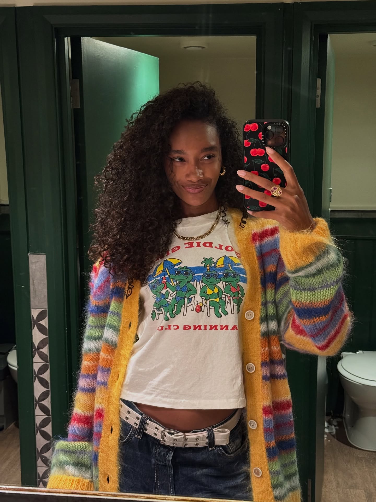 Photo of a tousled hair part