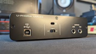 The back panel of the Behringer UMC22 audio interface