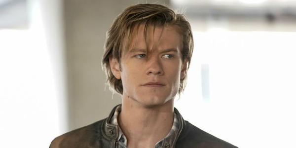 MacGyver Angus Lucas Till