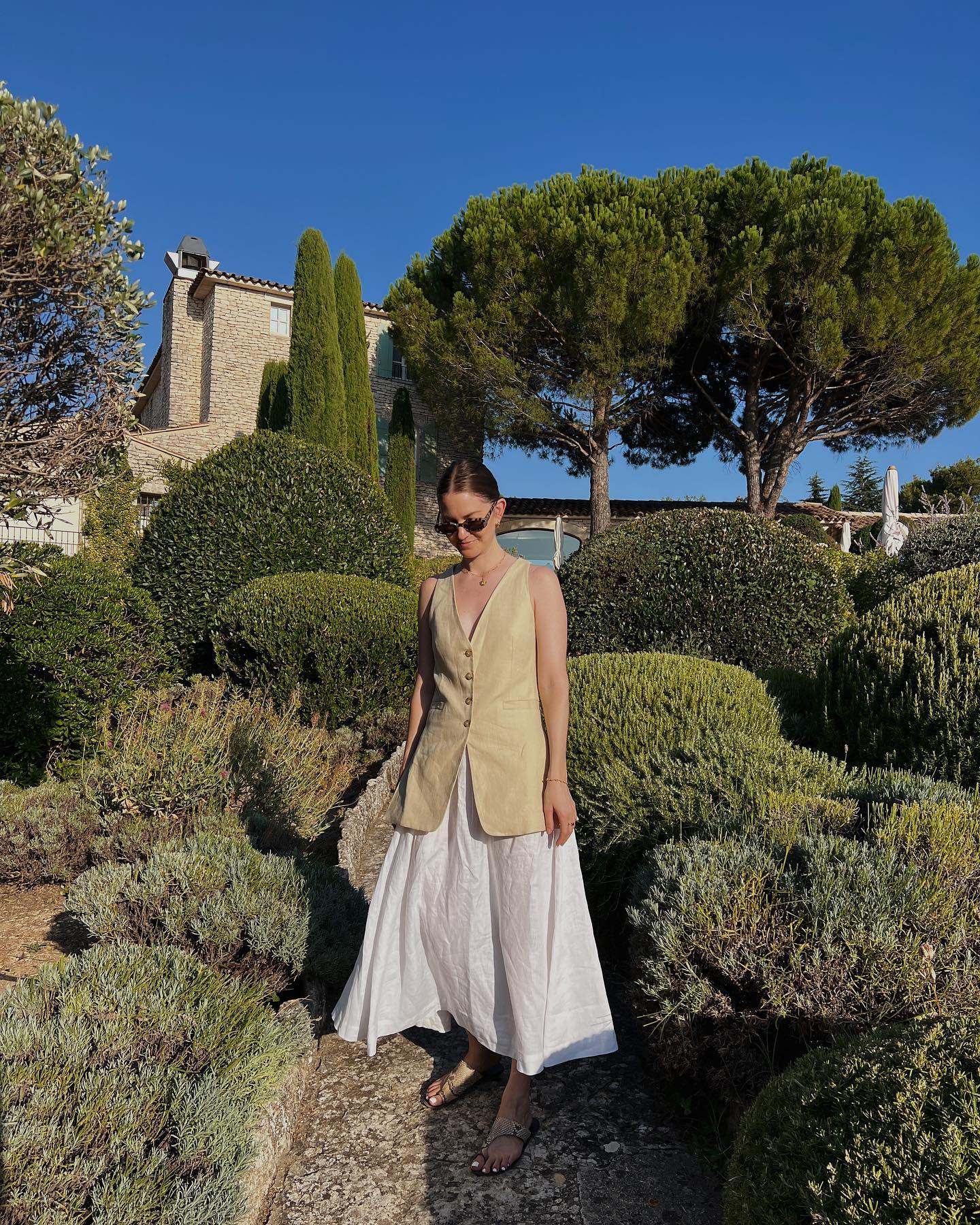 French girl linen outfits: @ruerodier