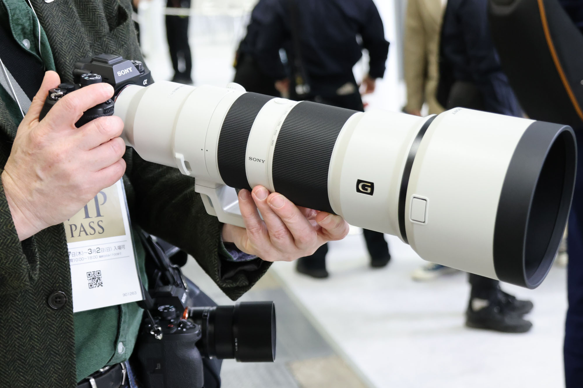 Hands on with the Sony FE 400-800mm F6.3-8 G OSS lens at the CP+ 2025 photography show