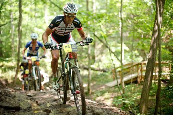 Jason Sager (Jamis) leads on Allegrippis stage