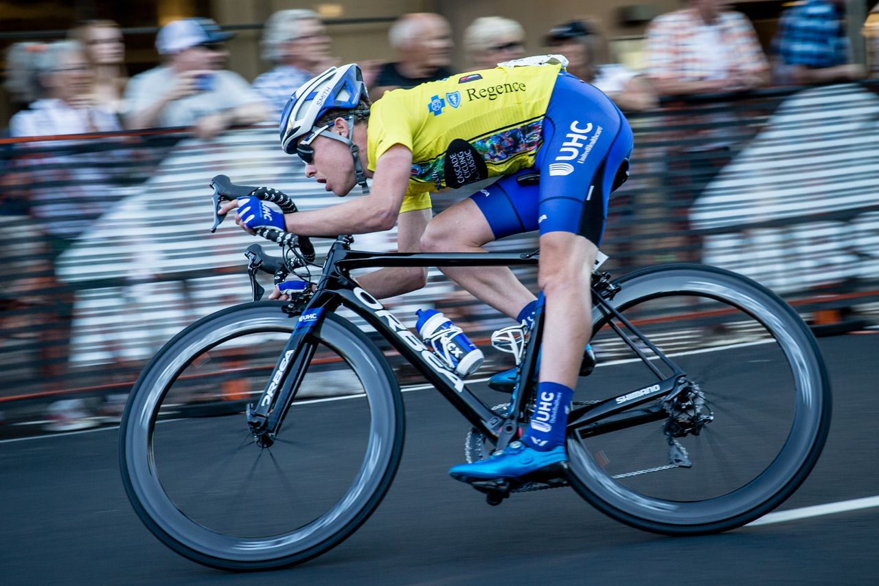 Gavin Manion (UnitedHealthcare) leaves into a tight turn.