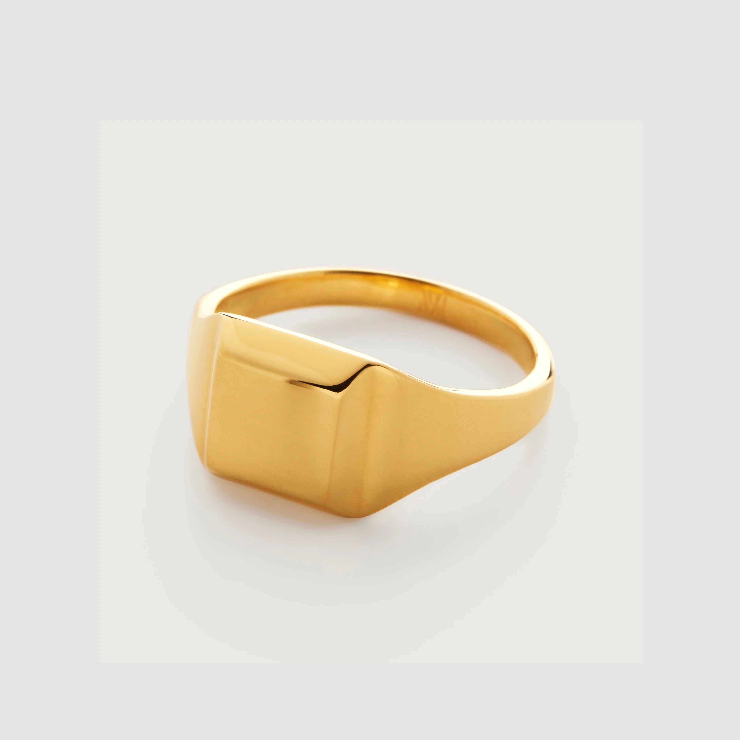 Monica Vineder, Signature Signet Ring