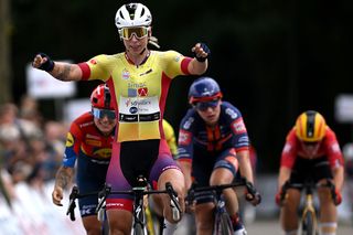 Stage 2 - Simac Ladies Tour stage 2: Lorena Wiebes wins two in a row, increases overall lead